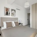 Apartment Sanders Elgio *