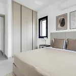 Apartment Sanders Elgio