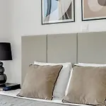 Sanders Elgio * Limassol