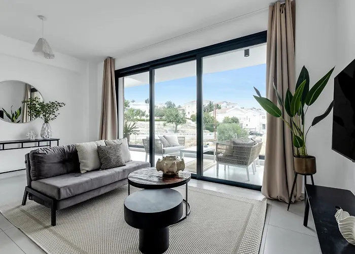 Sanders Elgio Daire Limasol