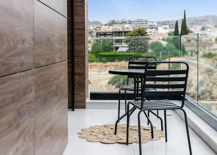 Daire Sanders Elgio Limasol